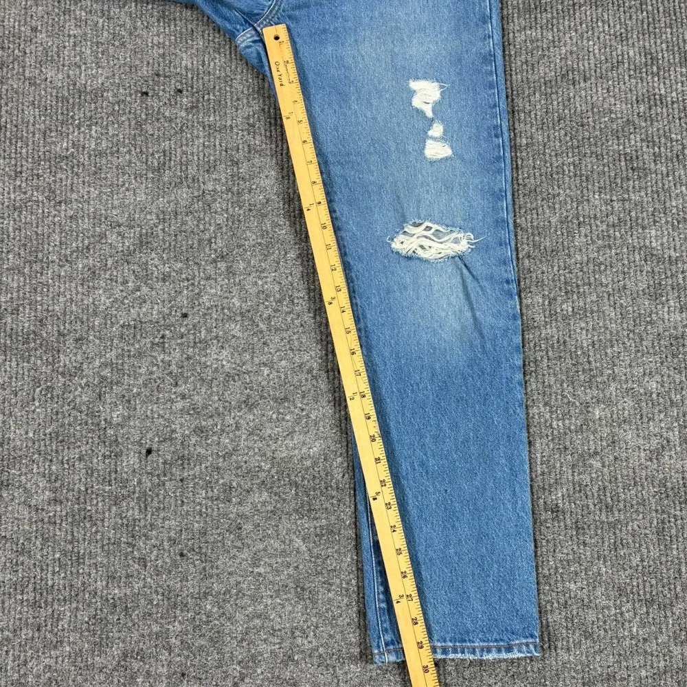 Levis 501 Mens Straight Leg Jeans Size 30x30 Blue Denim Distressed Mid Rise